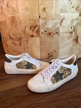 Vintage Havana Sneakers